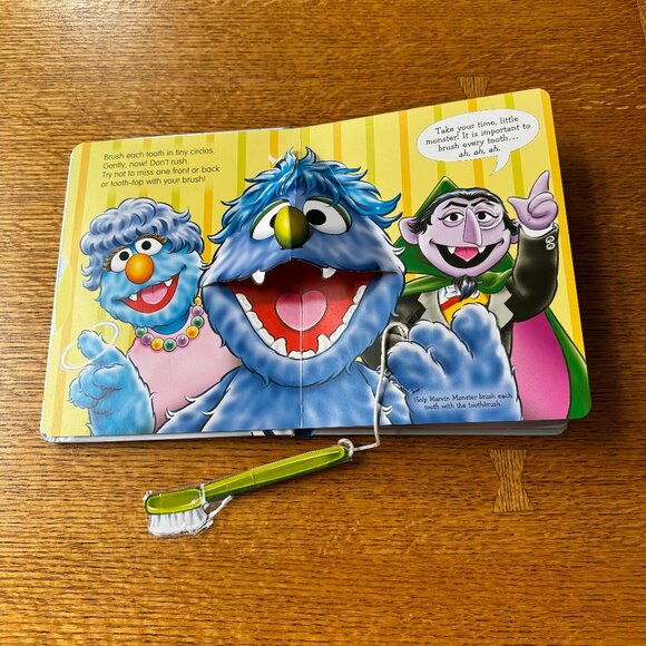 Children’s Book: Sesame Street “Ready, Set, Brush - A Pop-up Book” - Picture 3 of 5